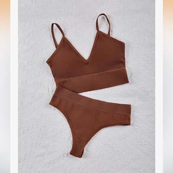 NEW Scacto Women's 3 Pack Wireless Ribbed Knit Bra and Panty Set - Picture 3 of 8